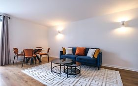 Splendid 2 Bedroom Flat In Canary Wharf, O2 Arena 3 Mi
